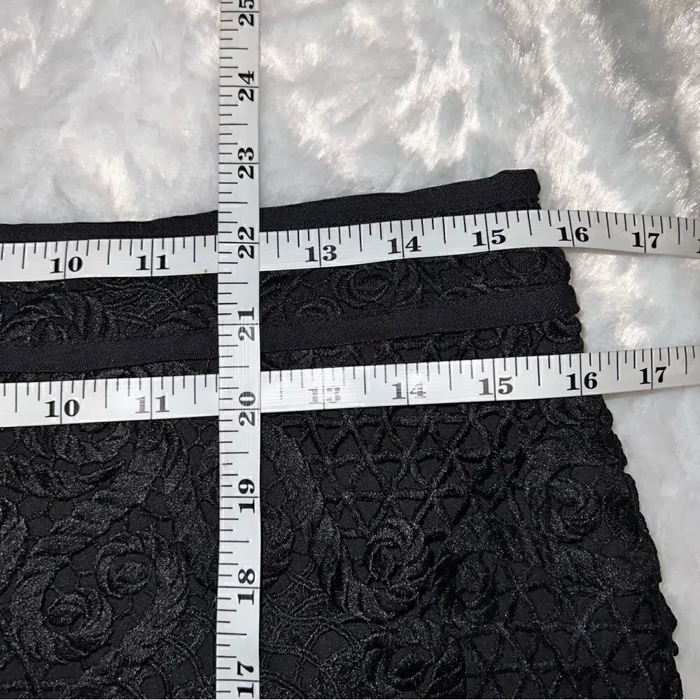 Anthropologie Yoana Baraschi Lace Skirt Lace skirt size 8 - Picture 5 of 5